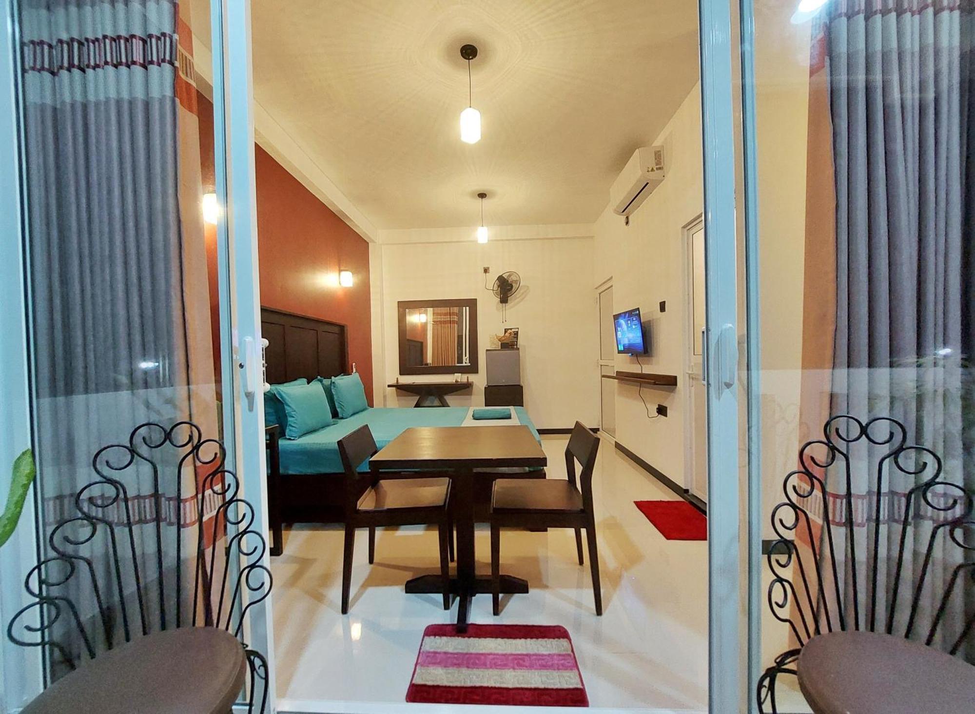 Chen Villa - Near Airport Negombo Exterior photo